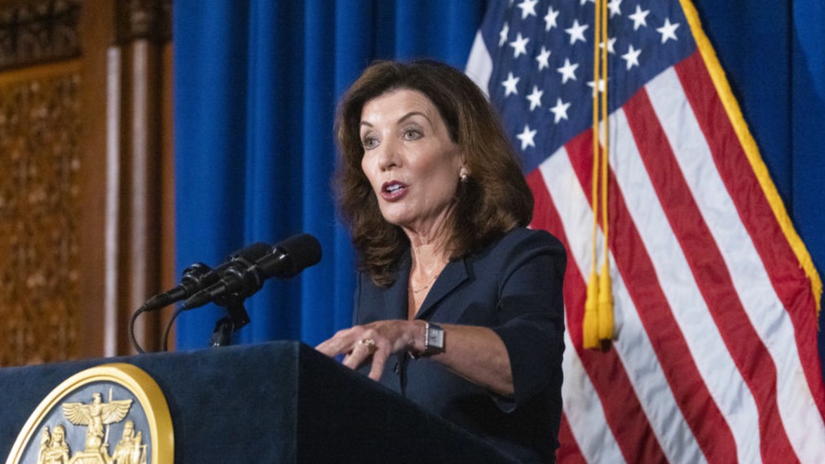 Hochul Announces Expansion of Program to Help Highly Skilled Immigrants Find Jobs in New York