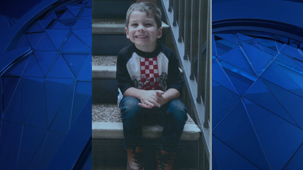 NYPD officers arrest a mother and a man in connection with the disappearance of their 5-year-old son in New Hampshire – Telemundo New York (47)