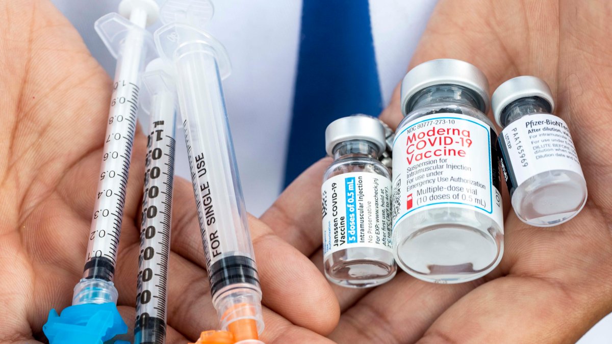 NYC Authorizes Booster Shots for All Adults;  NJ could follow in the footsteps of COVID case boom – Telemundo New York (47)