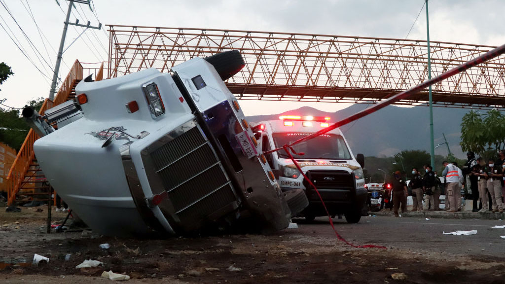 Paso a paso: cómo fue el accidente en México que dejó más de 50 migrantes  muertos – Telemundo New York (47)