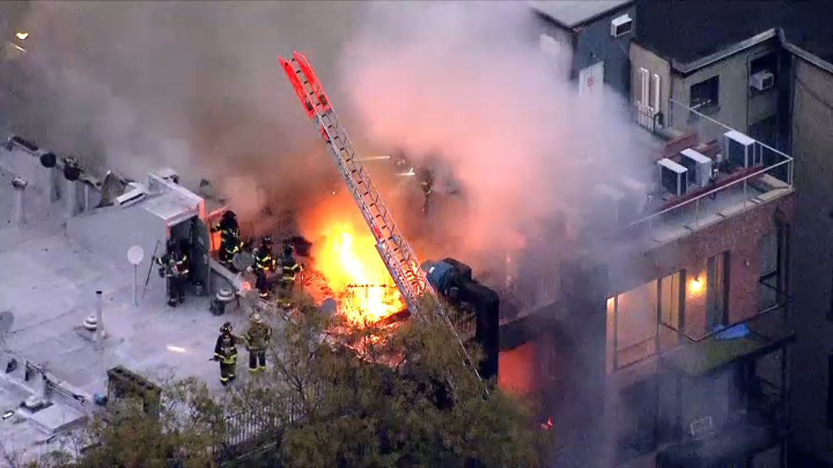 Firefighters end up with burns during four-alarm fire in Brooklyn – NBC New York (47)