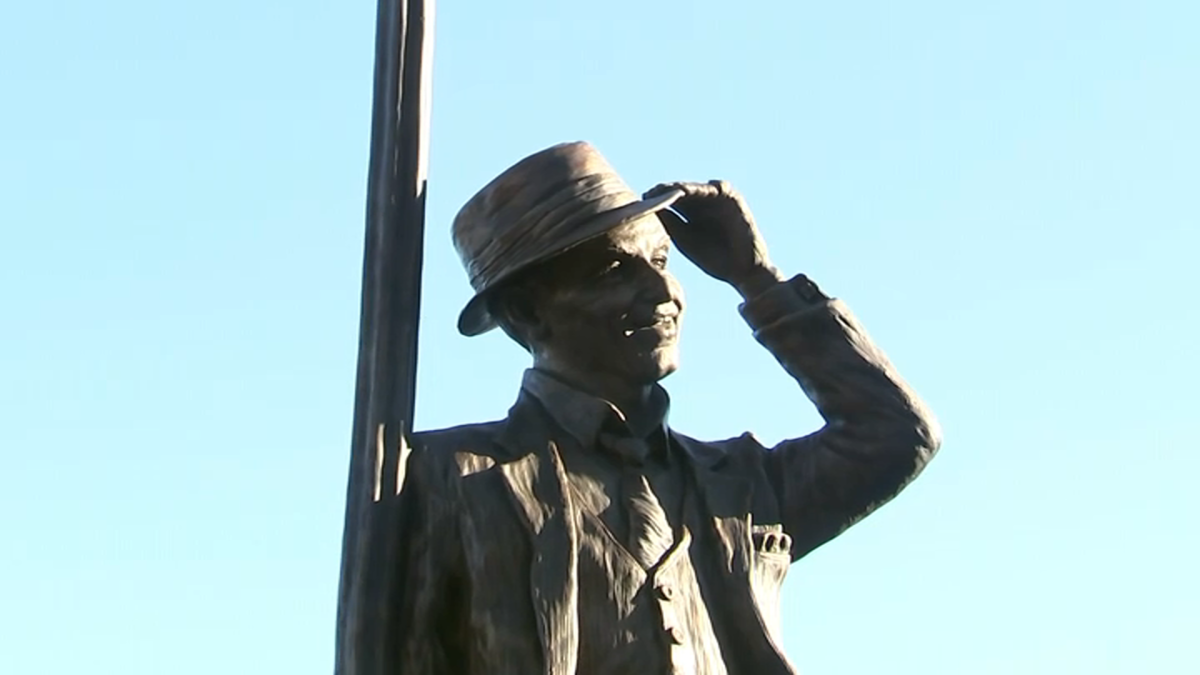 Hoboken celebrates Frank Sinatra’s birthday with the unveiling of a statue – Telemundo New York (47)