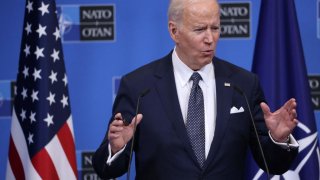 El presidente Joe Biden habló desde Bruselas y anunció nuevas sanciones contra Rusia.