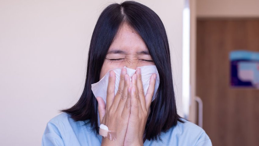 ¿Alergias de primavera o COVID-19? Expertos explican las diferencias