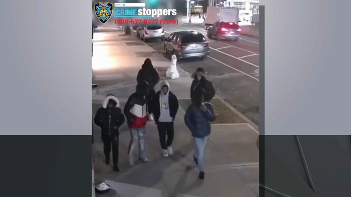 Teen Arrested in Connection to Gang Attack on Jewish Man in Brooklyn – NBC New York