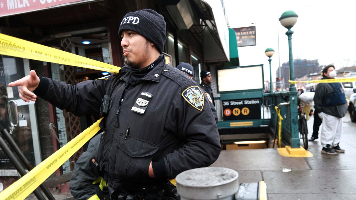 Mayor Adams Considers Use of “Weapon Detection Technology” After Sunset Park Shooting – NBC New York