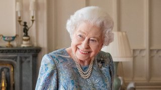 La reina Isabel en una audiencia el 28 de abril de 2022 en Windsor, Inglaterra.