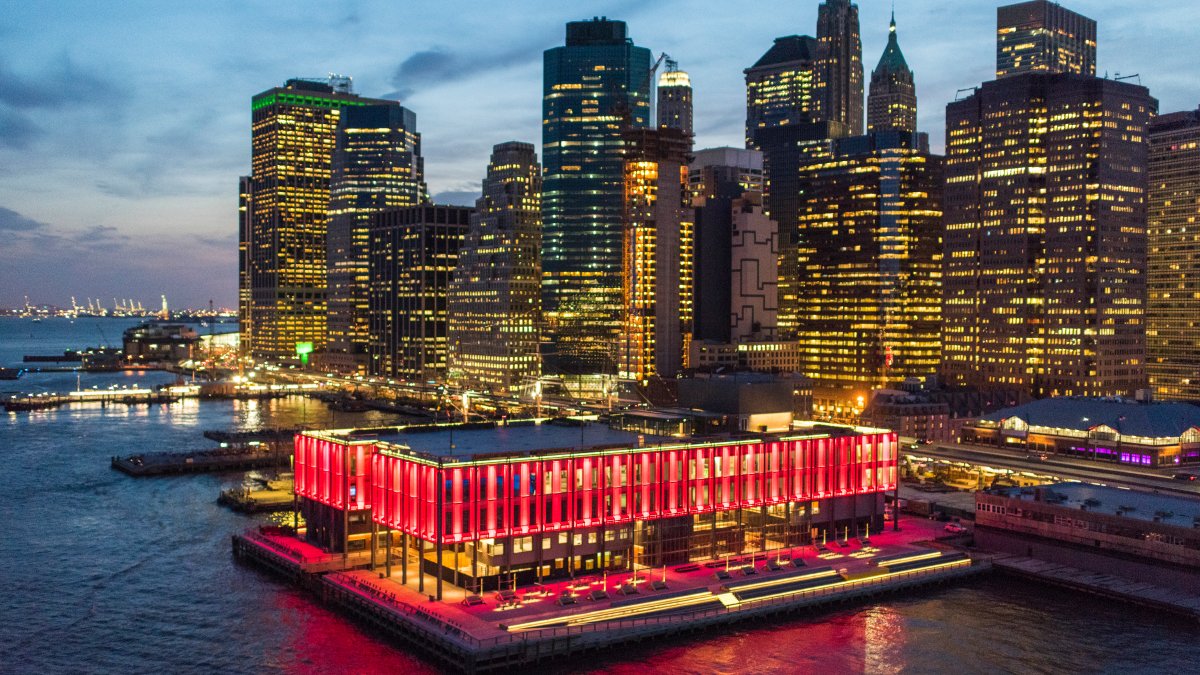 Pier 17 in New York City Hosts Concert Series This Summer – NBC New York (47)