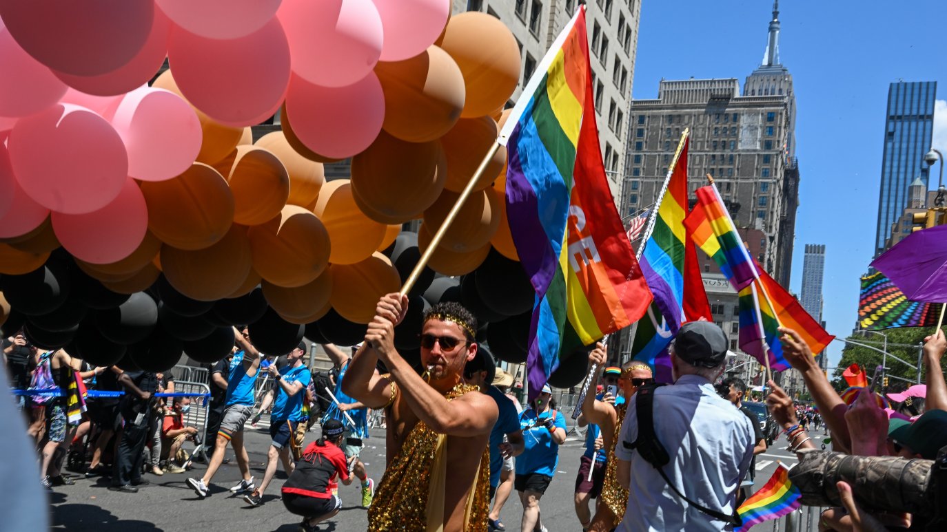самые большие геи парад фото 58