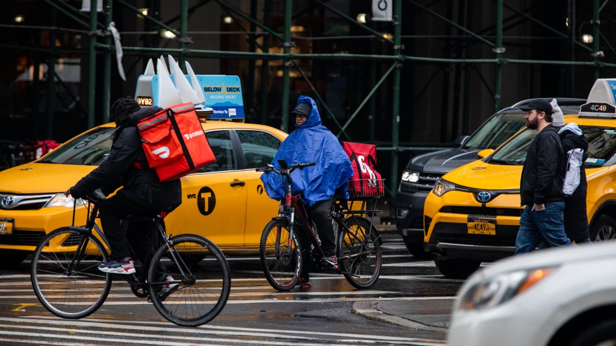 The plan in New York would install bicycle charging stations to prevent lithium battery fires