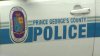 Policía: hallan a una mujer muerta afuera de apartamentos en Laurel