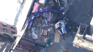 TLMD-camion-grua-colapsa-en-brooklyn-st