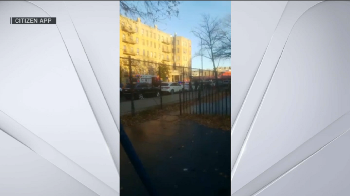 12-year-old boy stabbed in Bronx Park – NBC New York (47)