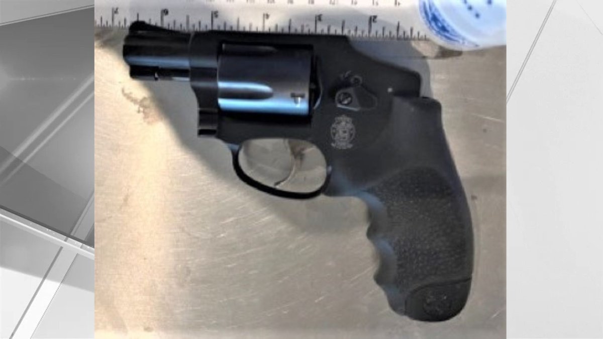 Woman arrested in LaGuardia for gun – NBC New York (47)