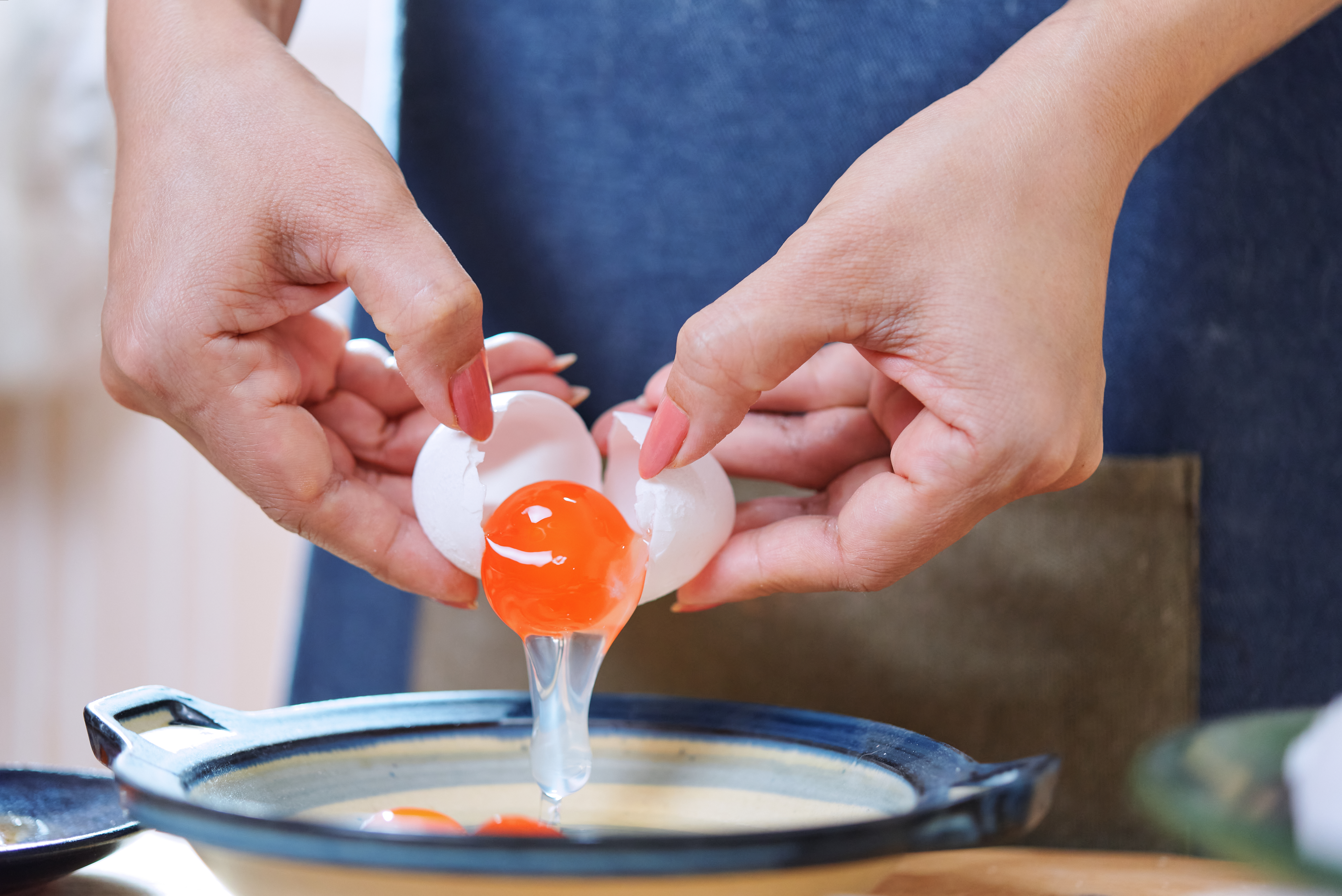 Cómo hacer una limpia de huevo—y el significado del ritual – Telemundo New  York (47)
