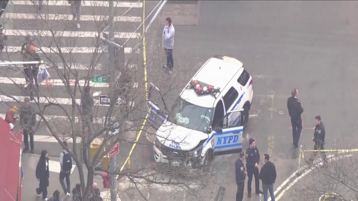 Police: Crash between car and NYPD patrol lands two officers and one person in Manhattan hospital