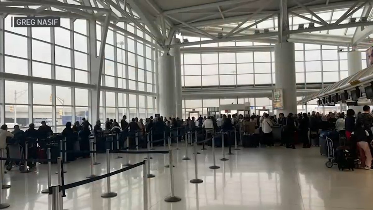 Power outage at JFK airport terminal causes delays to international flights