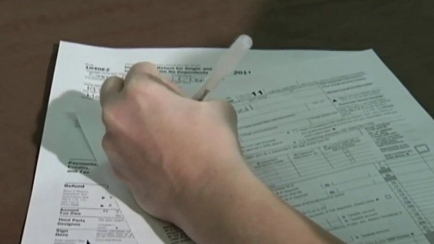 Aprovecha alguna de estas deducciones al declarar impuestos