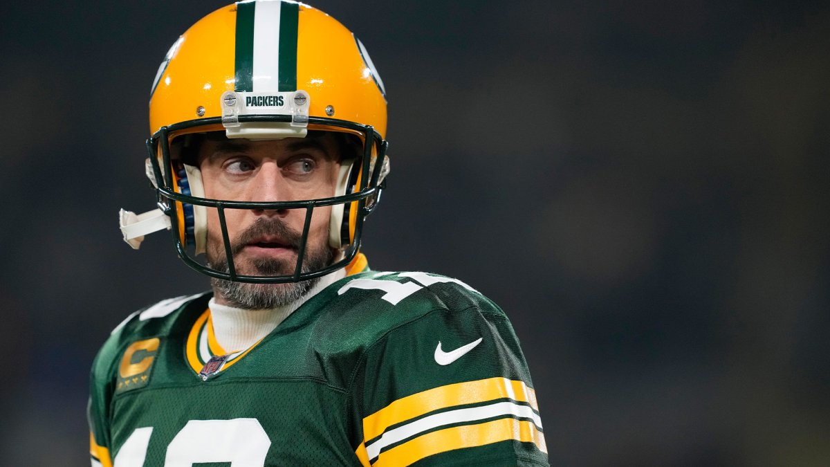 Aaron Rodgers confirms his intention to play for the NY Jets