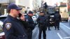 Ordenan a oficiales del NYPD a patrullar en uniforme como preparación ante posible acusación de Trump