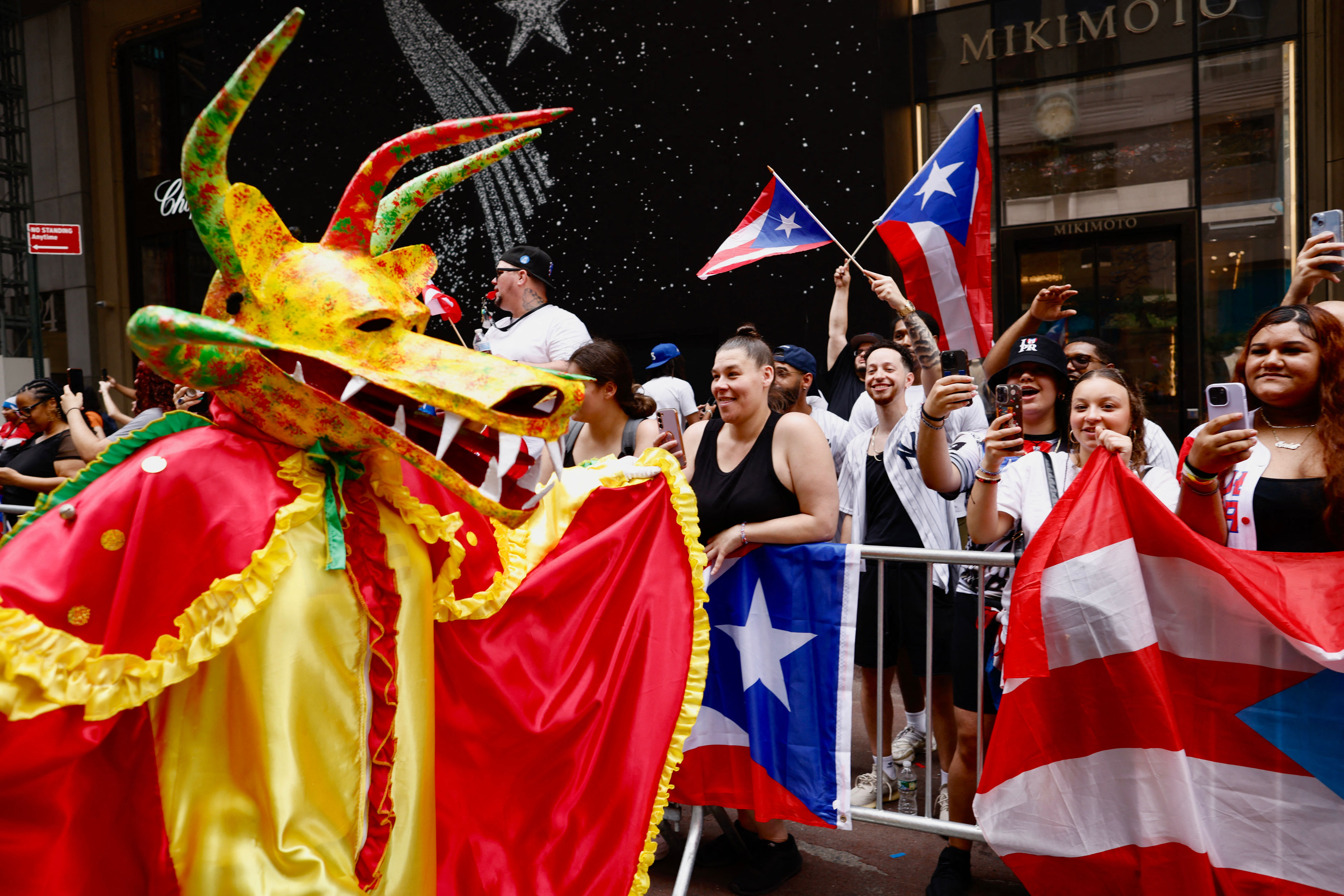 Estos son los cierres de calles para el Desfile Nacional Puertorriqueño