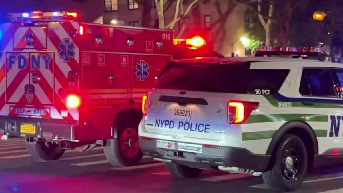 Fatal Stabbing in Brooklyn: Hispanic Man Killed, Two Others Injured in Williamsburg Incident