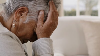 Las 10 señales del Alzheimer y cómo los hispanos son afectados por la enfermedad