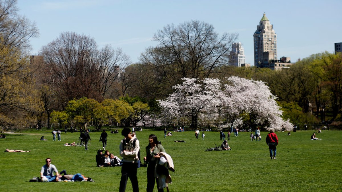 RecordBreaking Warmth in the TriState Area Summerlike Temperatures