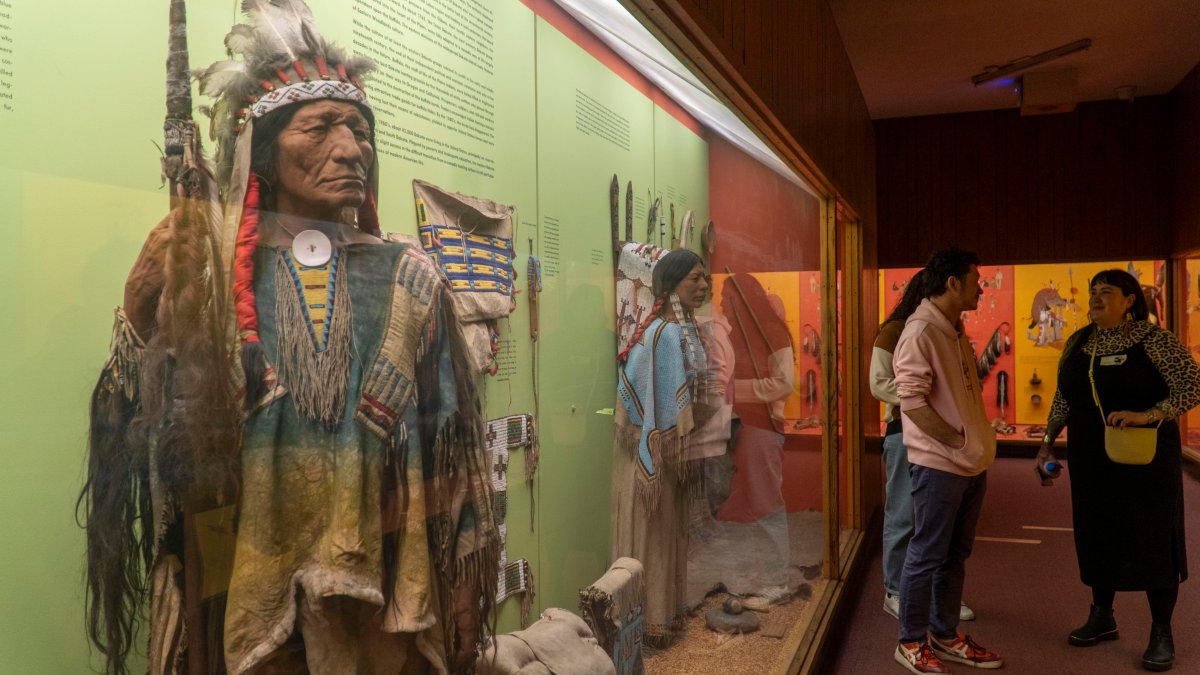 American Museum of Natural History in New York Closes Galleries on Indigenous Cultures in North America