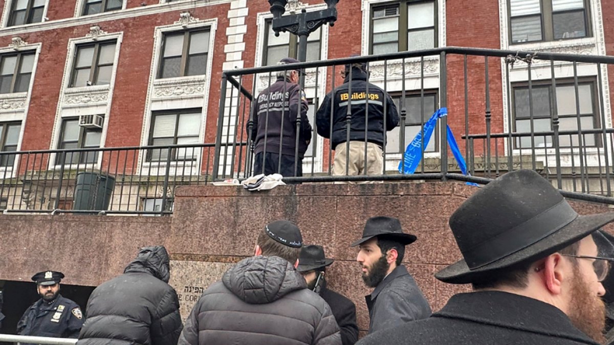 Brooklyn: NYC ordena evacuaciones para estabilizar santuario judío tras ...