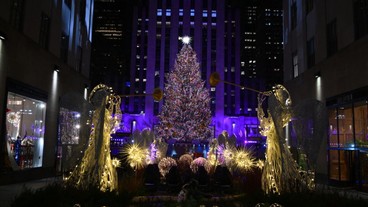 Rockefeller Center Christmas Tree 2023: Hours, Road Closures, and More