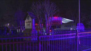 De acuerdo al audio de radios policiales, una llamada sobre el presunto crimen en Windham Creek Apartments llegó sobre las 5:25 p.m. esa noche.