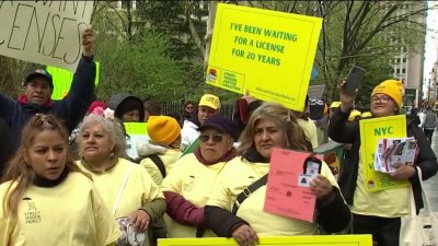Vendedores ambulantes se manifiestan contra operativos en NY