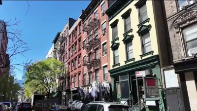 Buscan sospechoso por presuntamente violar a una mujer en NYC