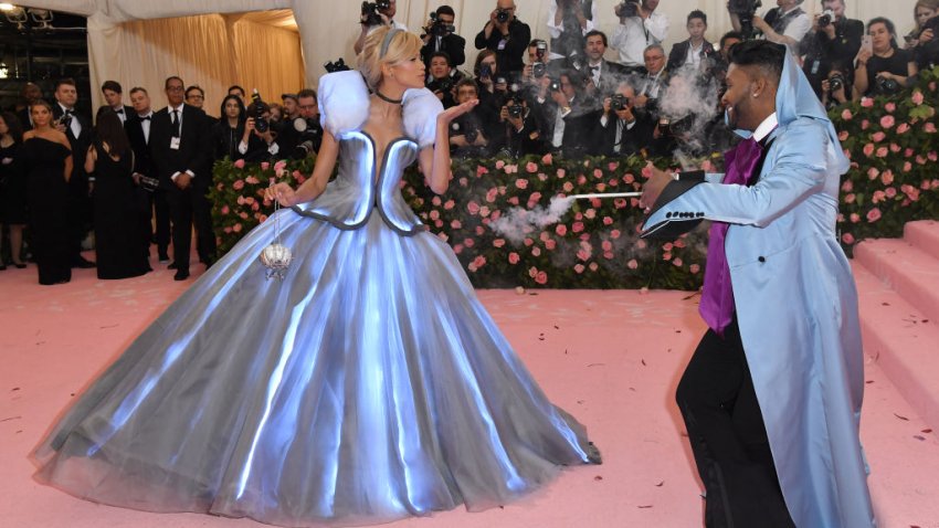 TOPSHOT – Zendaya and Law Roach arrive for the 2019 Met Gala at the Metropolitan Museum of Art on May 6, 2019, in New York. The Gala raises money for the Metropolitan Museum of Art’s Costume Institute. The Gala’s 2019 theme is “Camp: Notes on Fashion” inspired by Susan Sontag’s 1964 essay “Notes on Camp”. (Photo by ANGELA WEISS / AFP) (Photo by ANGELA WEISS/AFP via Getty Images)