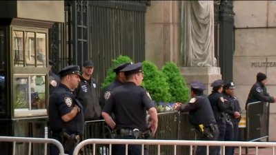 Arrestos tras protestas en universidades de Nueva York