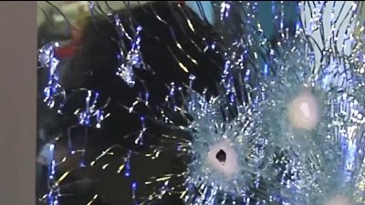 Autoridades investigan un tiroteo que desató el pánico en Brickell