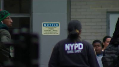 En menos de 24 horas se reportan tres apuñalamientos en escuelas de NYC