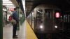 Arrestan sospechoso de prender fuego a pasajeros del metro de la Ciudad de Nueva York