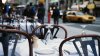 Restaurantes de NYC tienen menos de dos meses para solicitar continuar operando con comedores al aire libre