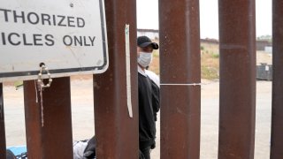 La mayoría de muertes de inmigrantes en custodia de EE.UU. se pudo prevenir, según informe