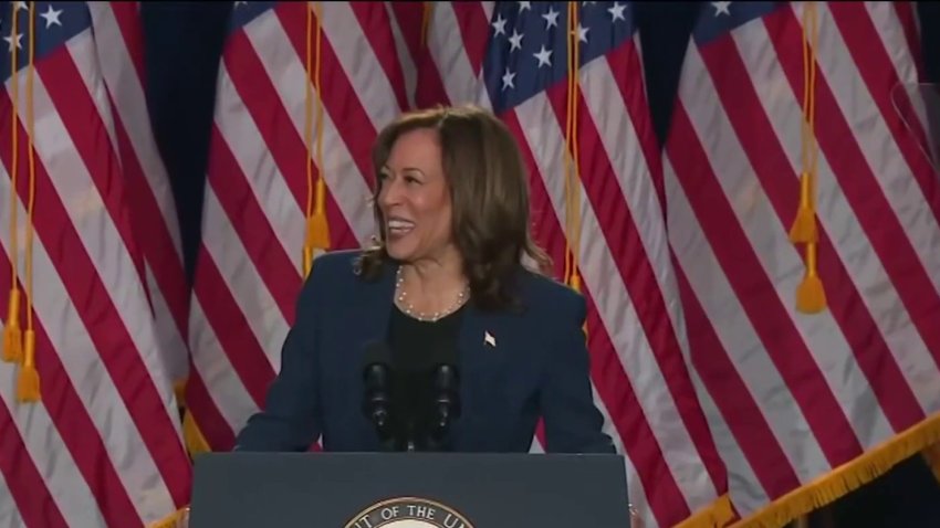 Kamala Harris da su primera entrevista desde que se lanzó a la presidencia