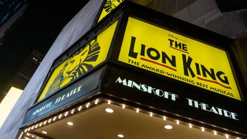 NEW YORK, NEW YORK – DECEMBER 21: A view of the “The Lion King” marquee at the Minskoff Theatre on the night the show has been postponed due to “a number of COVID-19 cases detected in the company” on December 21, 2021 in New York City.  “The Lion King”, which announced their decision today, joins a growing list of nine Broadway shows that have cancelled performances due to a surge in COVID-19 cases. (Photo by Alexi Rosenfeld/Getty Images)