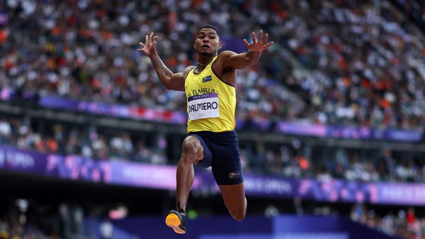 PARIS, FRANCE – AUGUST 04: Arnovis Dalmero of Team Colombia competes during the Men’s Long Jump Qualification on day nine of the Olympic Games Paris 2024 at Stade de France on August 04, 2024 in Paris, France. (Photo by Christian Petersen/Getty Images)