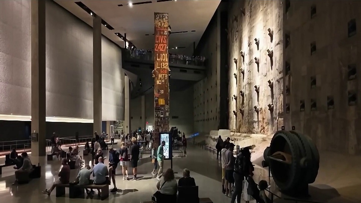 Nueva exhibición del Museo y Monumento del 9/11 – Telemundo New York (47)