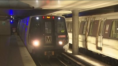 Explosión de botella en un tren de Metro enferma a algunos pasajeros