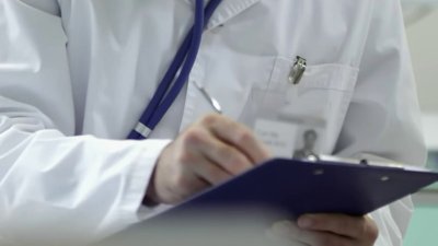 Nueva Jersey perdona deudas médicas de miles de residentes