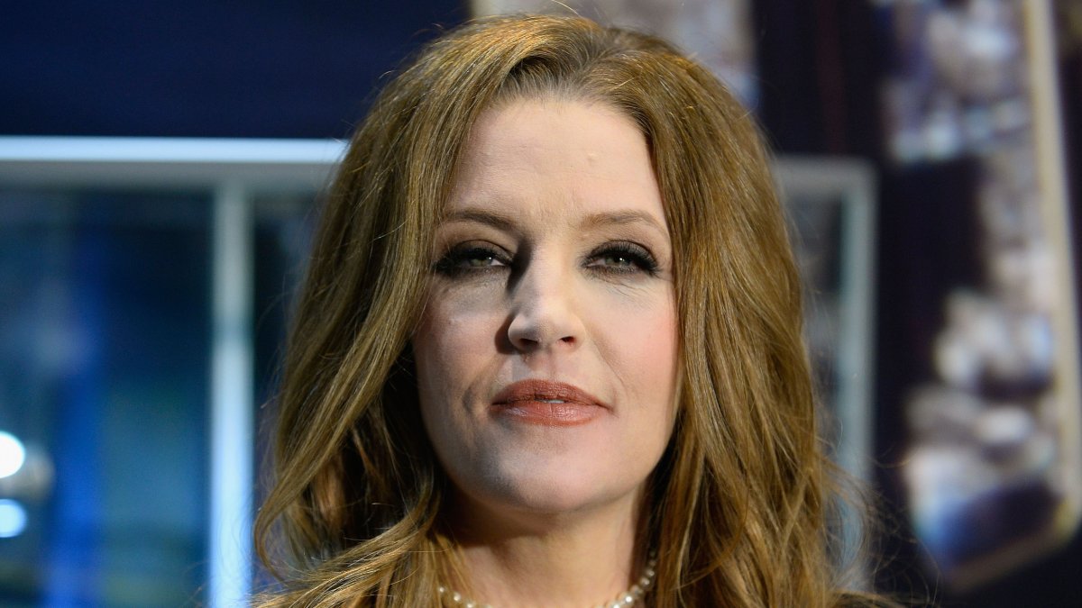 Lisa Marie Presley mantuvo el cuerpo de su hijo en casa