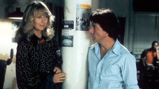 Teri Garr y Dustin Hoffman en una escena de la comedia "Tootsie", en 1982.