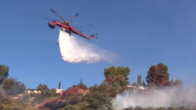 Bomberos logran contener el incendio Fairmount en el área de College